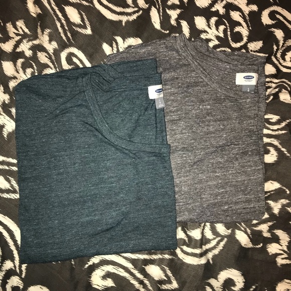 Old Navy Tops - 🌟LAST CHANCE! 2 for 1! Basic tees